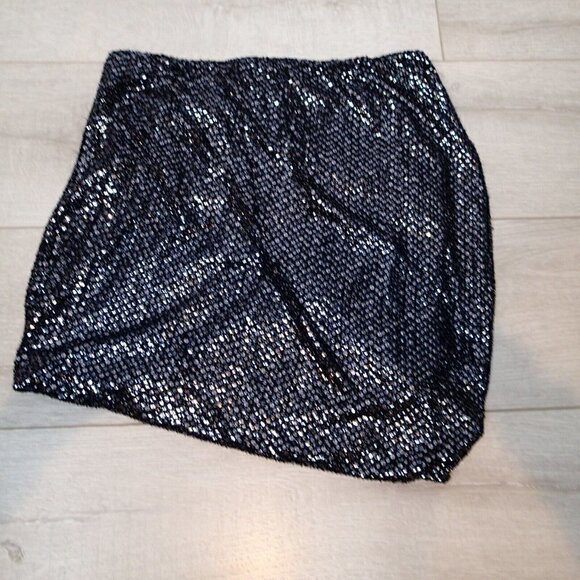 Theory Hailey Skirt Black Metallic Sequin Asymmetrical Hem - Picture 6 of 12